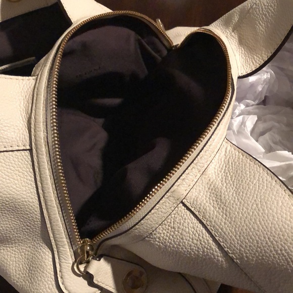 Coach turn lock purse - Picture 13 of 16